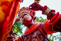 Theyyam oznacza człowieka, który przybiera postać boga. Najpierw jest malowany i przystrajany w specyficzny sposób, następnie melorecytuje historię związaną ze swoją postacią